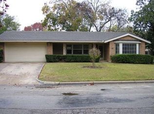 2019 Bradford Dr, Arlington, TX 76010