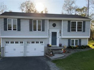 353 Highland Ridge Rd, Claysville, PA 15323