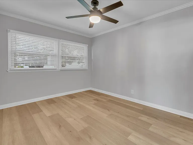 4943 Coldwater Canyon Ave — Photo 20