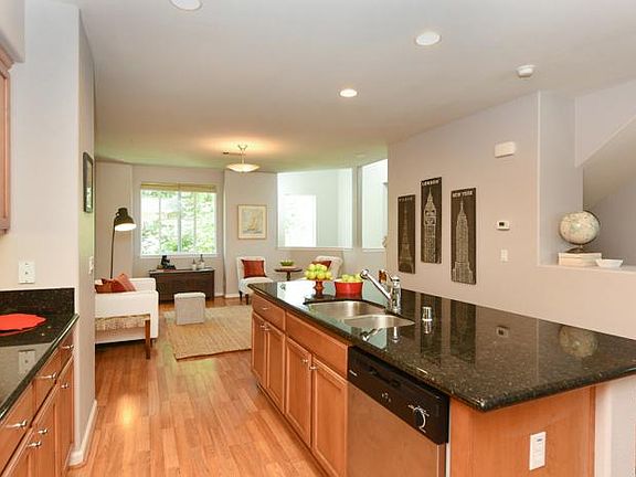 3rd image of 2401 Maritime Way