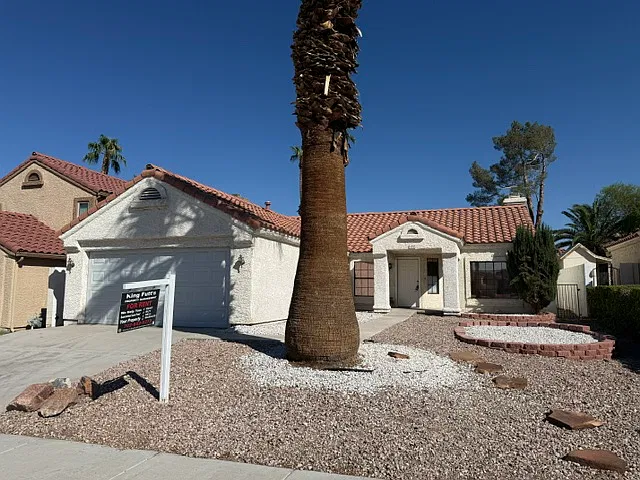 3 bed, 1444 sqft, $2,125 — Photo 1