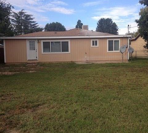 2nd image of 1107 E Pecos Dr