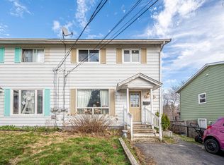 22 Brompton Rd, Halifax, NS B2W4M6