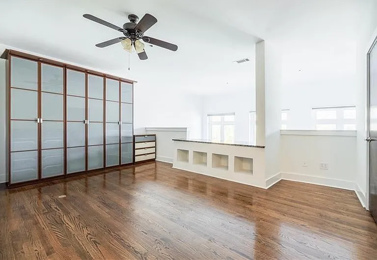 1221 Caroline St NE #201 — Photo 17