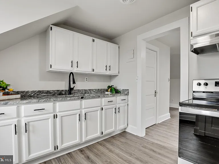 707 N Hickory Ave #3 — Photo 13