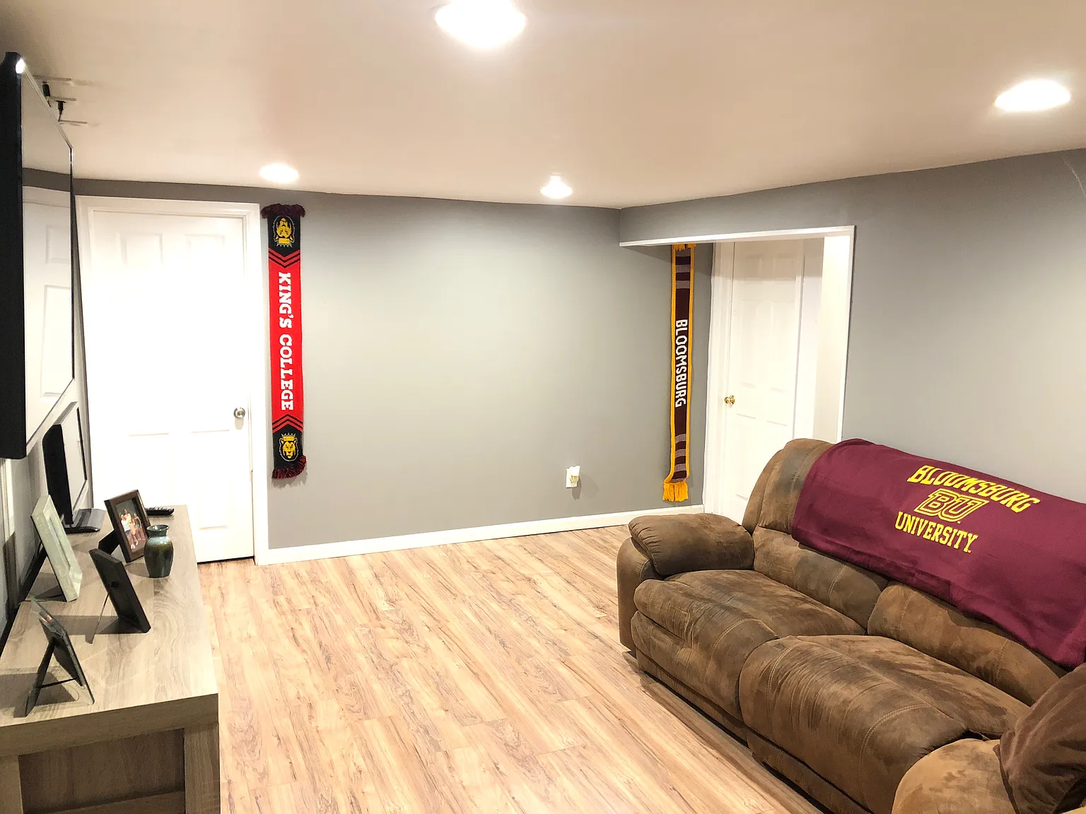 349 Sunnemeade Ave photo 1