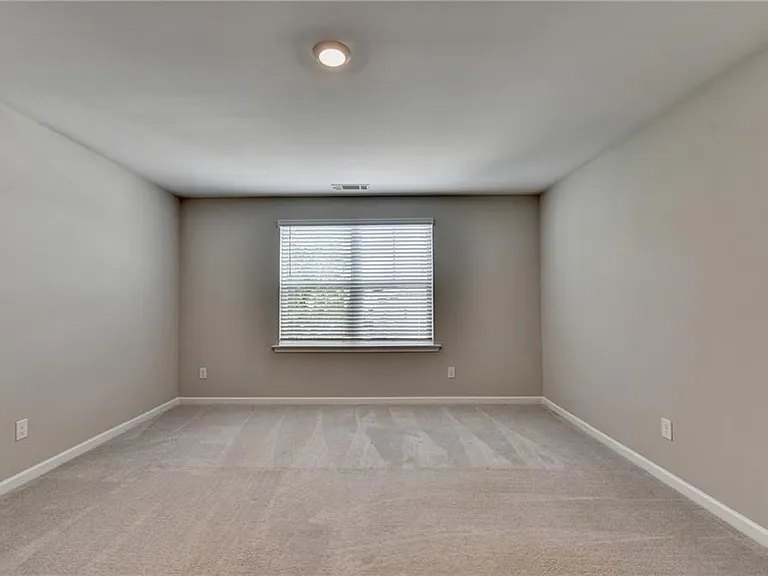 4335 Magpie Dr — Photo 33