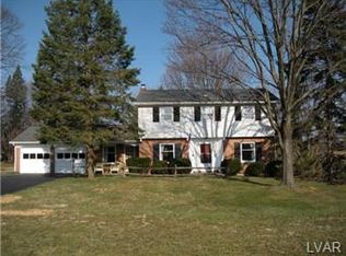 930 Parkway Rd, Allentown, PA 18104