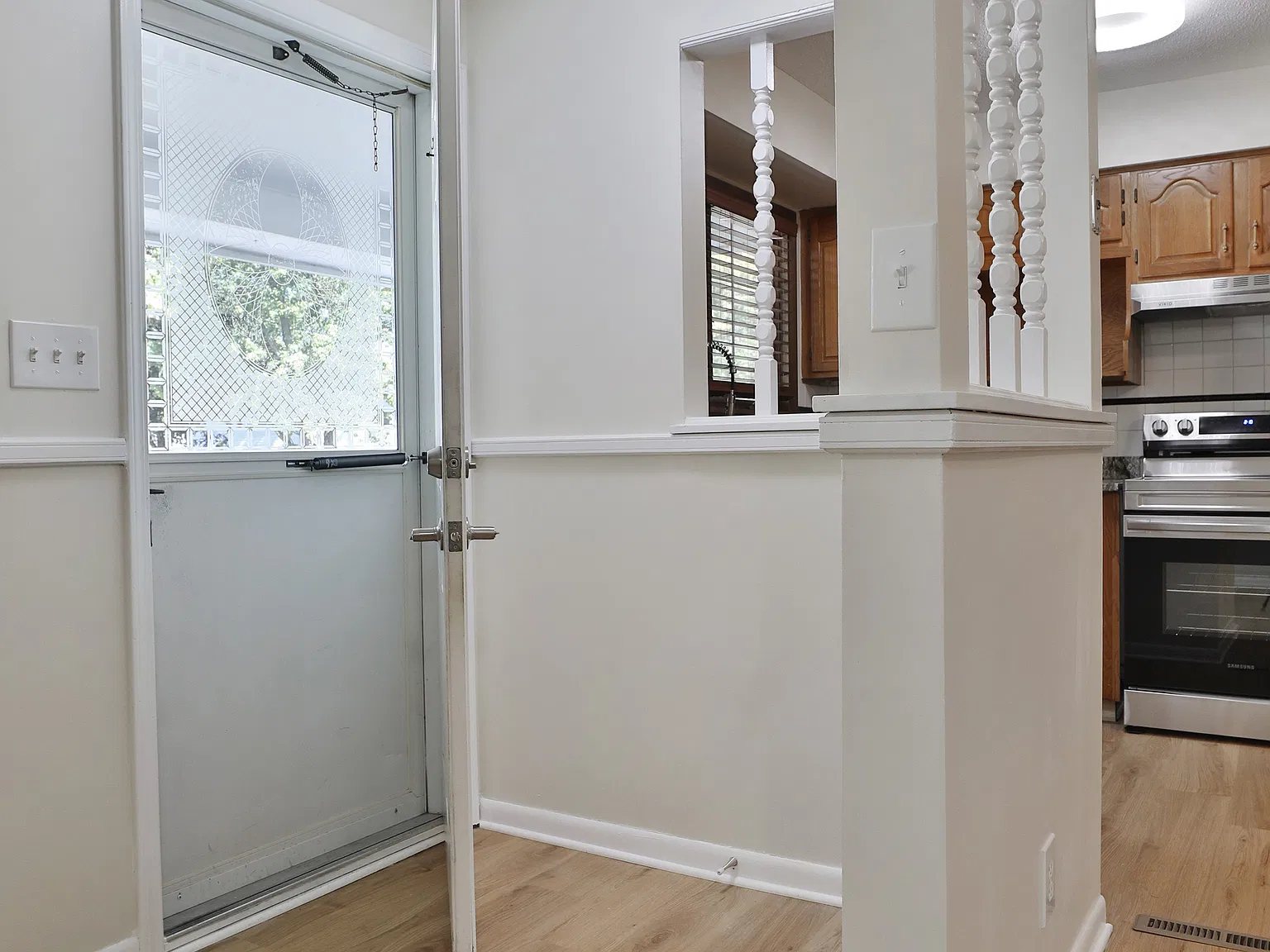 3 bed, 1410 sqft, $1,950 — Photo 4