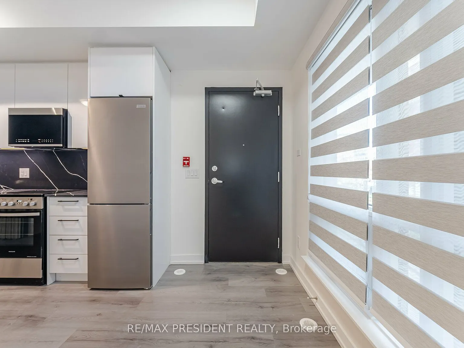 2 bed, $2,900 — Photo 4