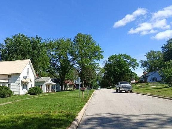 5th image of 304 N Harrison St