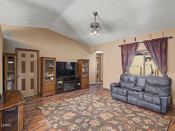 5th image of 3670 Reservation Dr