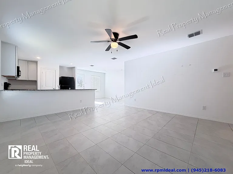 1717 Round House Ln — Photo 5