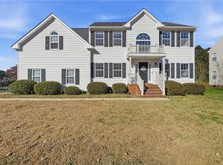 107 Whimbrel Dr, Suffolk, VA 23435