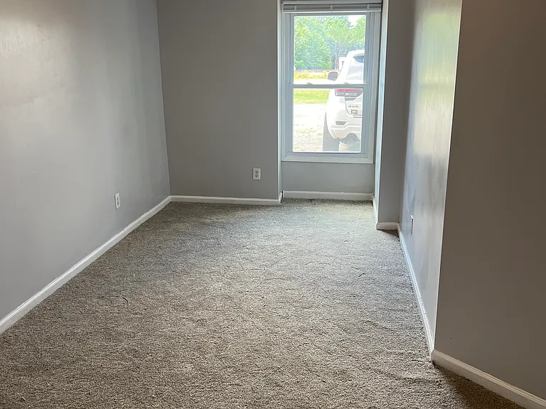 109 W Main St #C — Photo 7