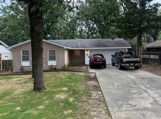 901 N McKinley St, Little Rock, AR 72207