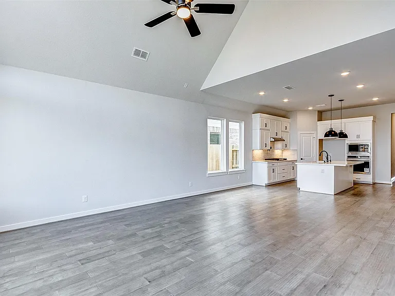 1214 Timber Brook Dr — Photo 11