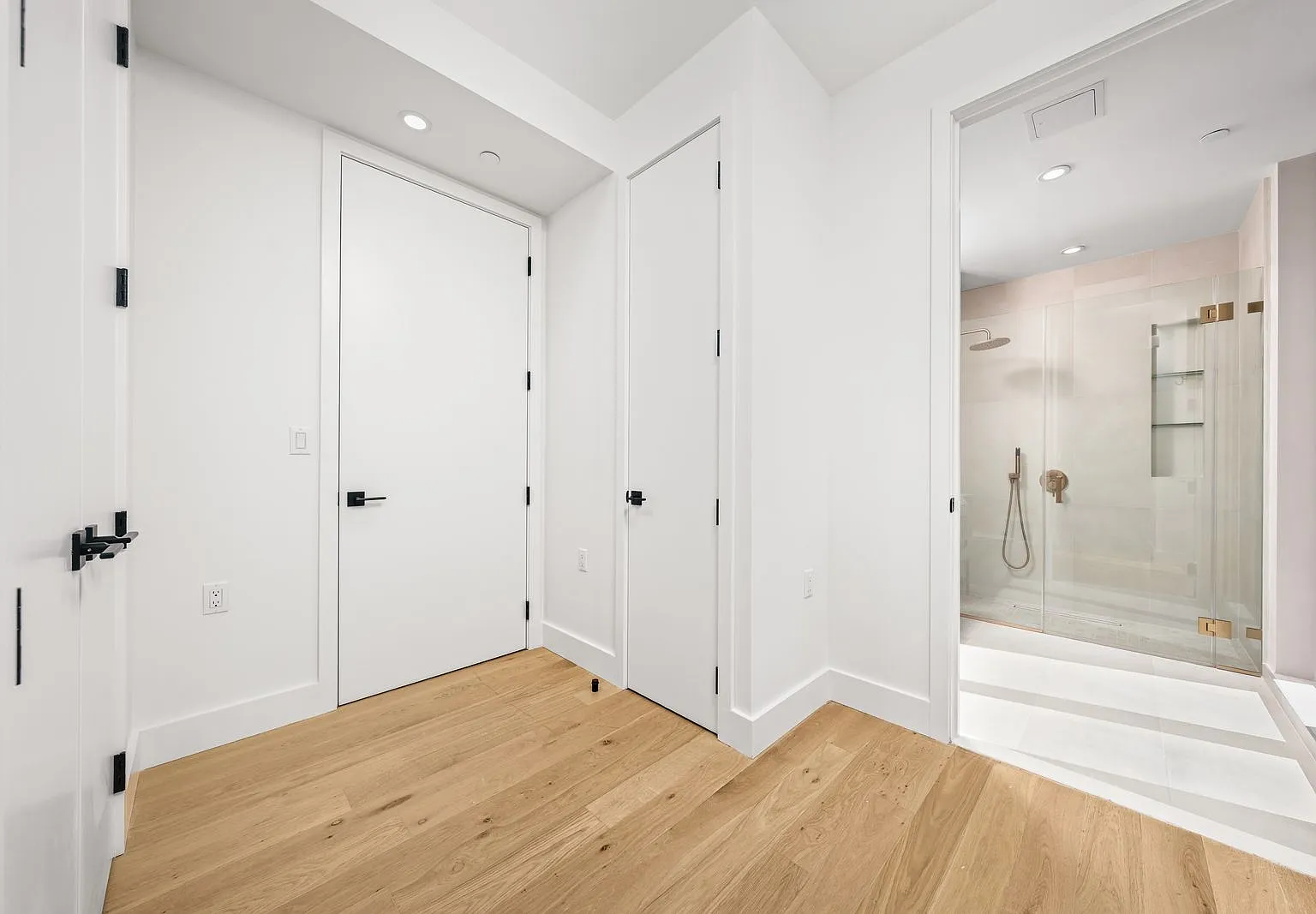 570 Fulton Street — Photo 4