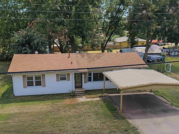 2nd image of 104 E 3rd St