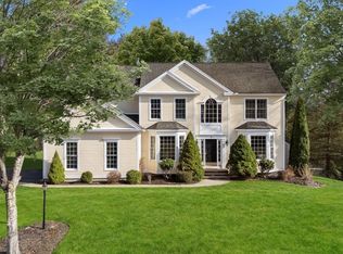 7 Rocklawn Rd, Westborough, MA 01581