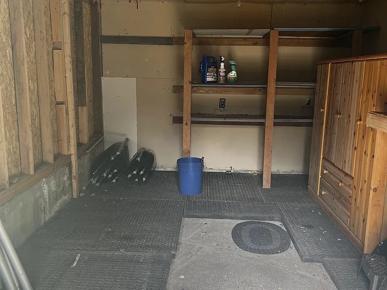 146 Hawthorne Ln — Photo 25
