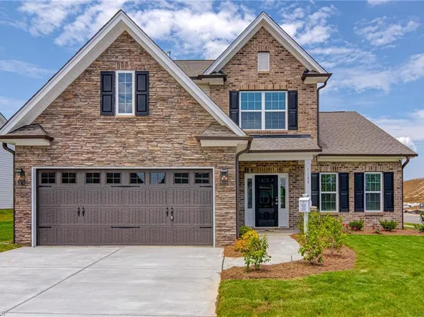 7169 Watkins Landing Dr, Kernersville, NC 27284