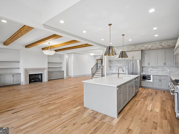 5th image of 2275 Malcom Estates Dr