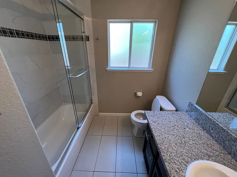 5724 Mist Ct — Photo 12