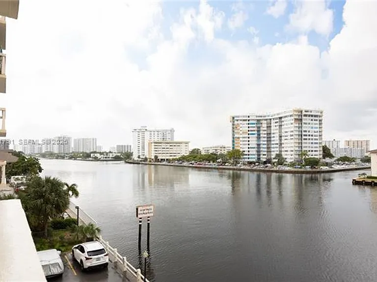 1817 S Ocean Dr #CU-320 — Photo 11