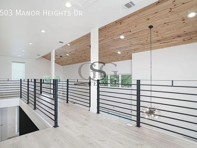 2503 Manor Heights Dr — Photo 14