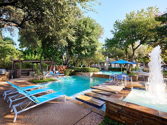 Summerwood Cove Pool