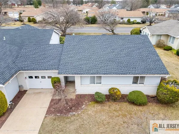 732 Ralston Plz, Monroe Township, NJ 08831