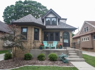 4349 N Morris Blvd, Shorewood, WI 53211