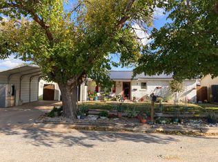 704 Chantilly Ln, Post, TX 79356