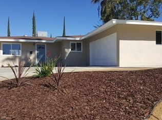 911 Monterey St, Redlands, CA 92373