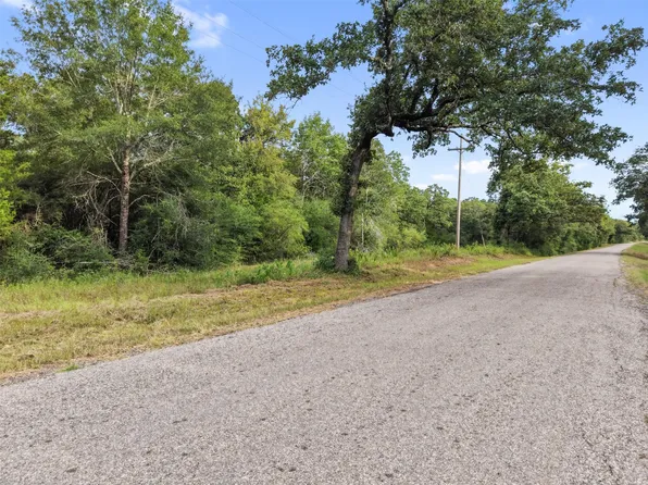 County Road 102, Leona, TX 75850