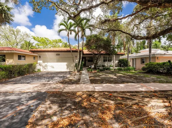 1449 Baracoa Ave, Coral Gables, FL 33146
