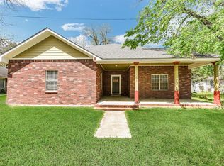 308 Malleck St, Columbus, TX 78934