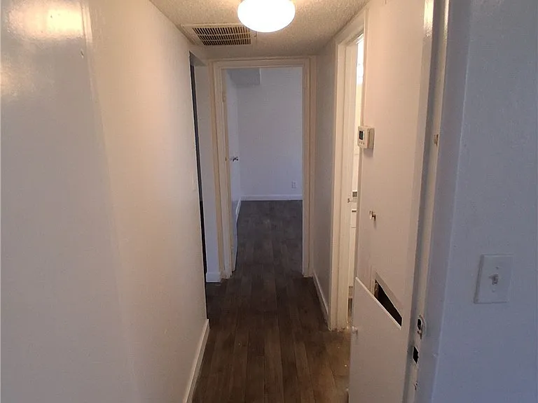 2100 Sunrise Ave #6 — Photo 11
