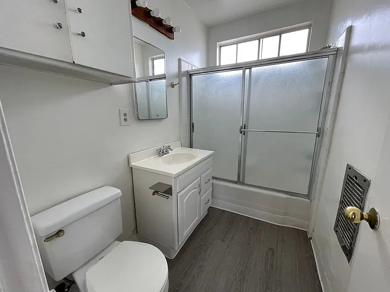 2139 Penmar Ave — Photo 6