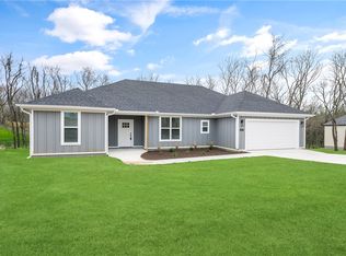 26 Cannich Dr, Bella Vista, AR 72715