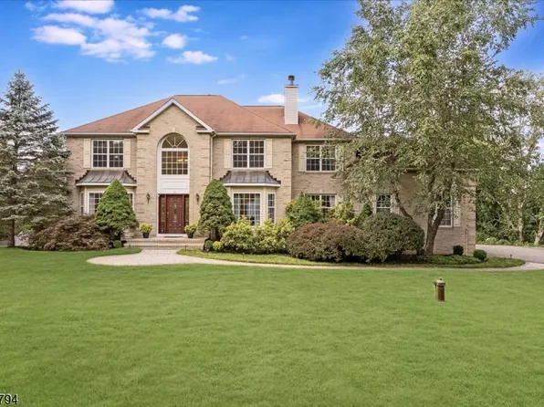 15 Dana Dr, Andover Twp., NJ 07848