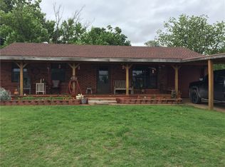 539 E McCall St, Gracemont, OK 73042