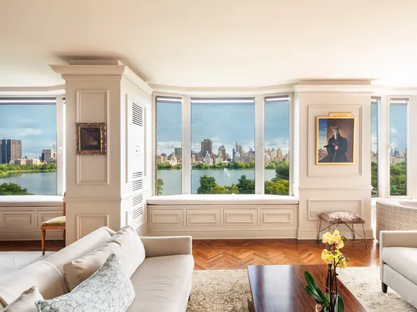 279 Central Park West image 1 of 22