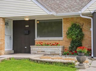 3744 S Sunset DRIVE, Milwaukee, WI 53220