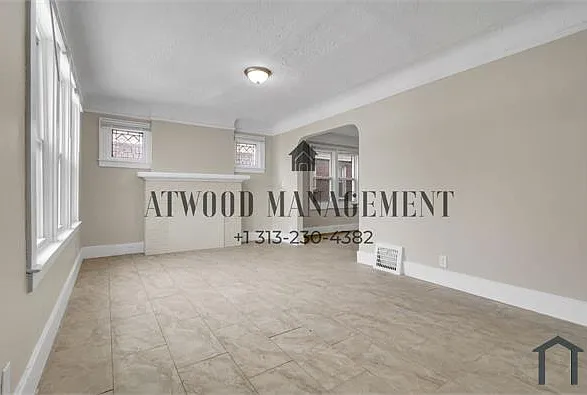 13965 Mendota St — Photo 5