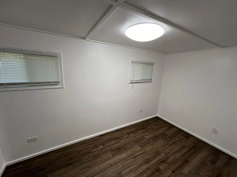 5481 Dover Ave — Photo 47
