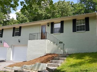 221 Brownwood Cir, Ringgold, GA 30736
