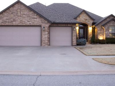 2101 Pine Creek Ave, Yukon, OK, 73099