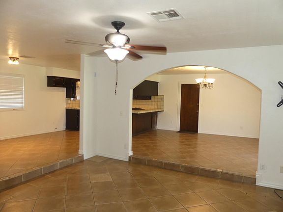 2nd image of 15038 Avenue 312